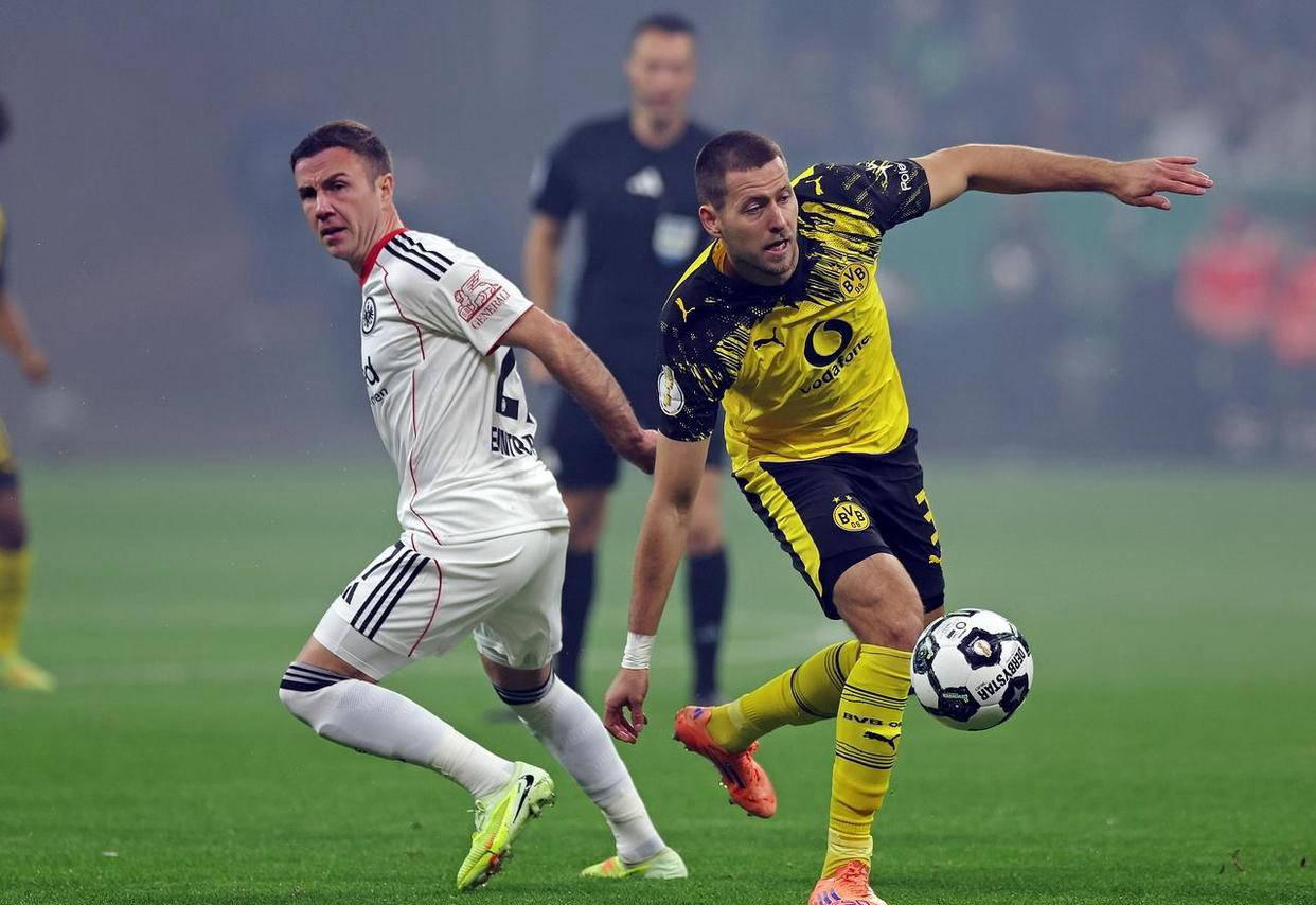 FIFA年度最佳女足教练候选：威格曼、希拉尔德斯在列（FIFA年度最佳女足主帅候选出炉：威格曼、希拉尔德斯入围）