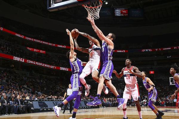 樊振东回归突生悬念！3大变数卡住国乒一哥，王励勤如何抉择？（樊振东回归风云再起：三大变量牵动国乒一哥，王励勤如何取舍）