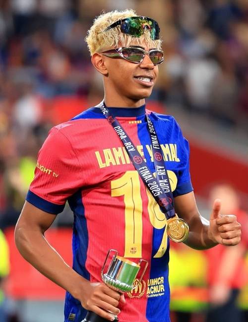 伊万：中国球员缺乏激情害怕犯错，这种恐惧扼杀了创造力（伊万称中国球员激情不足、畏惧犯错，恐惧正在扼杀创造力）