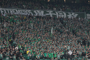 2次，阿劳霍是欧冠改制以来染红次数并列最多的巴萨球员（欧冠改制后，阿劳霍两次染红，追平巴萨队内最多纪录）