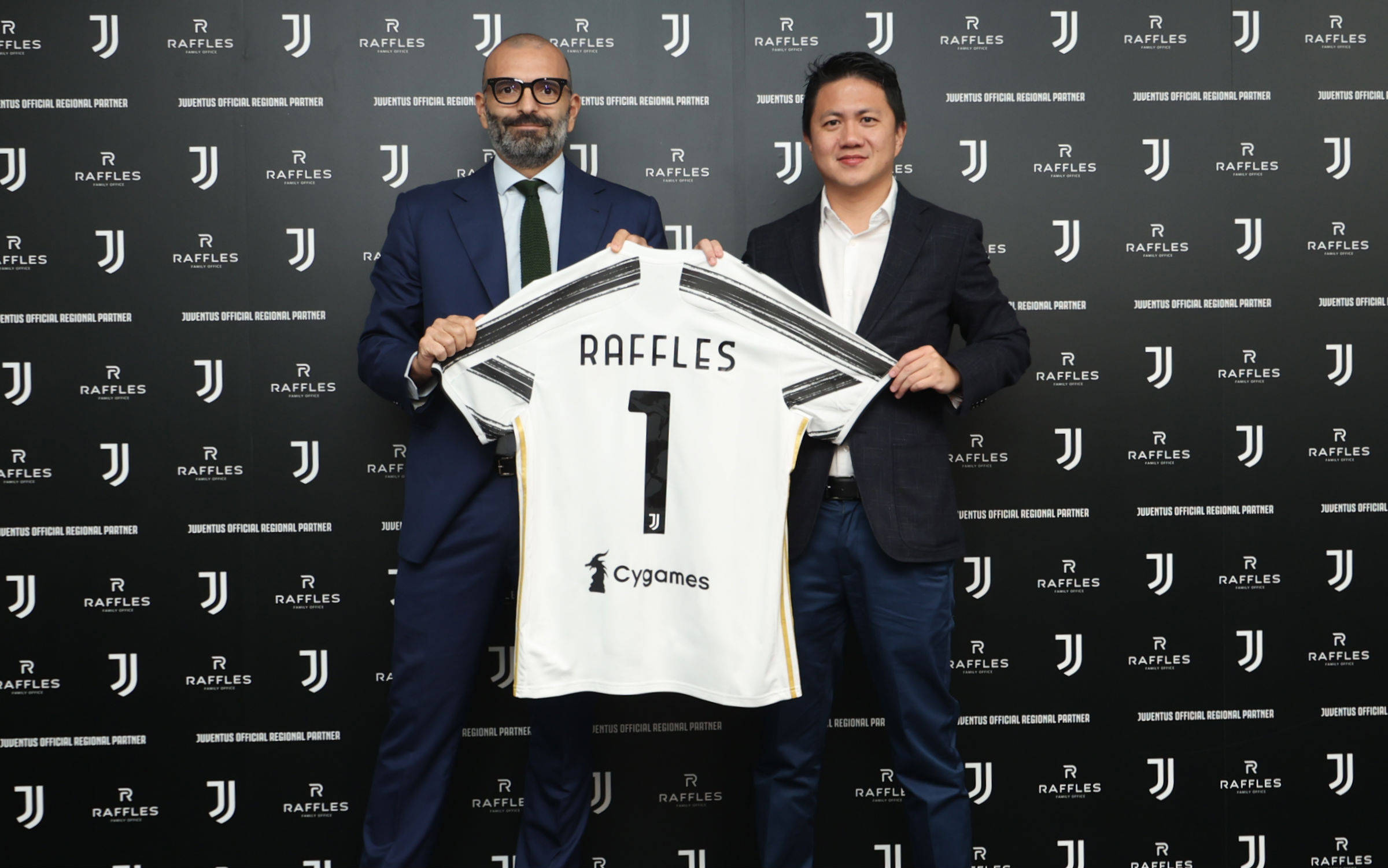 成功转型，米体：库普梅纳斯已成尤文不可或缺的组织型后卫（米体：库普梅纳斯完成蜕变，已是尤文后防的组织核心）