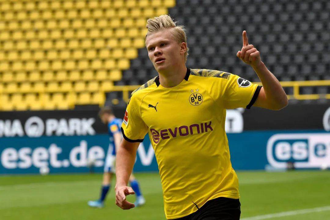 足球训练如何科学安排？（足球训练的科学规划指南）