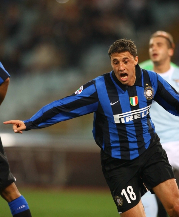 《Goal》总结了今年夏窗的最佳转会，这些球员对...（Goal盘点今夏转会窗最佳引援：这些球员改变了各自球队）