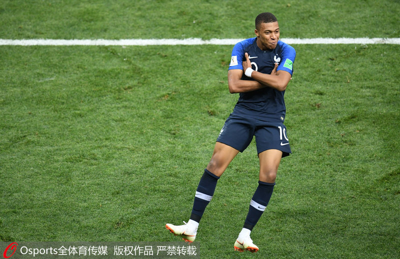 科瓦奇：丘库埃梅卡在禁区内被夸安萨拉拽？裁判应做出判罚