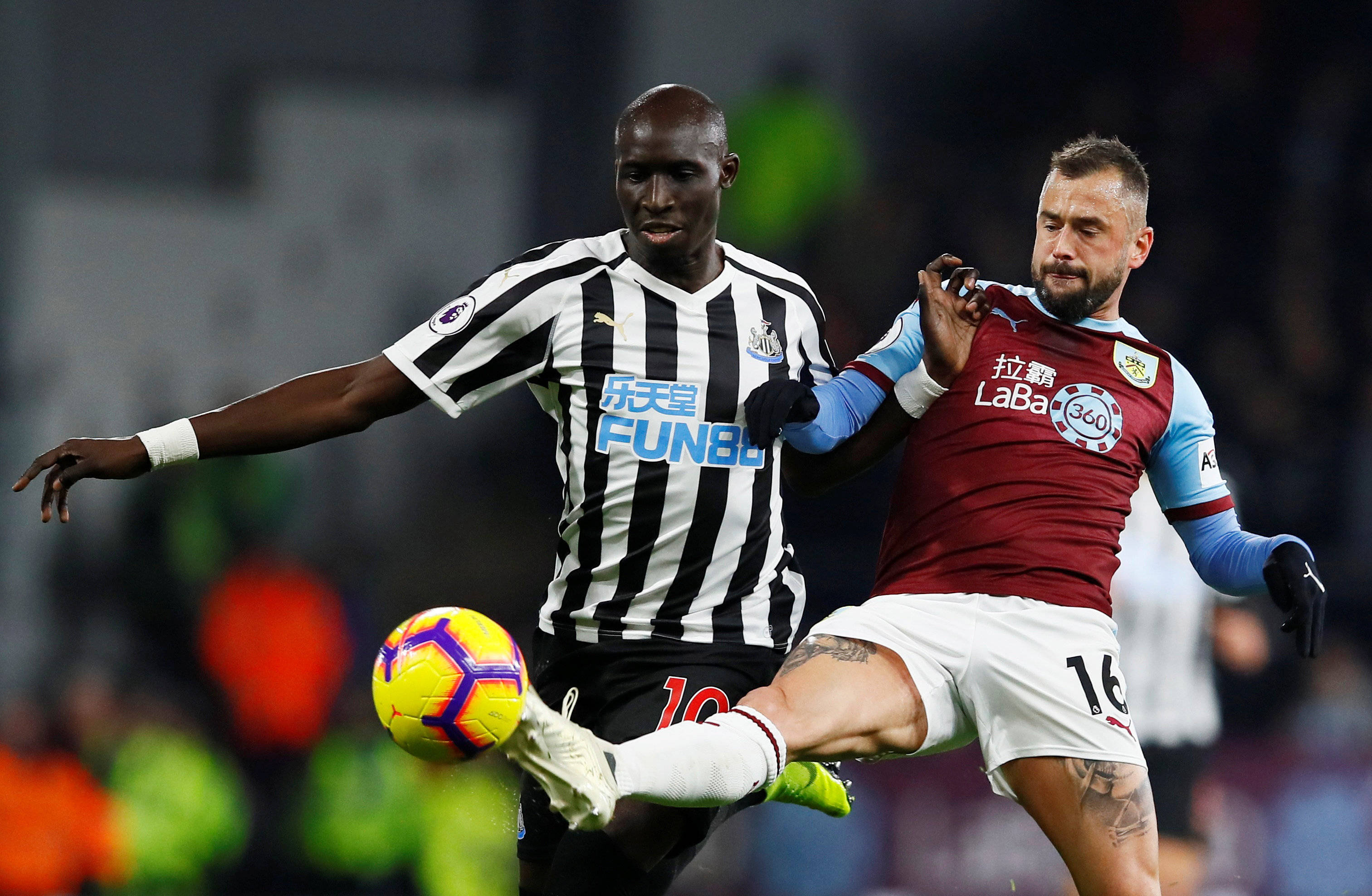 开拓者战灰熊：克林根出战成疑，杨瀚森火速奔赴孟菲斯（开拓者战灰熊：克林根出战存疑，杨瀚森紧急赶赴孟菲斯）