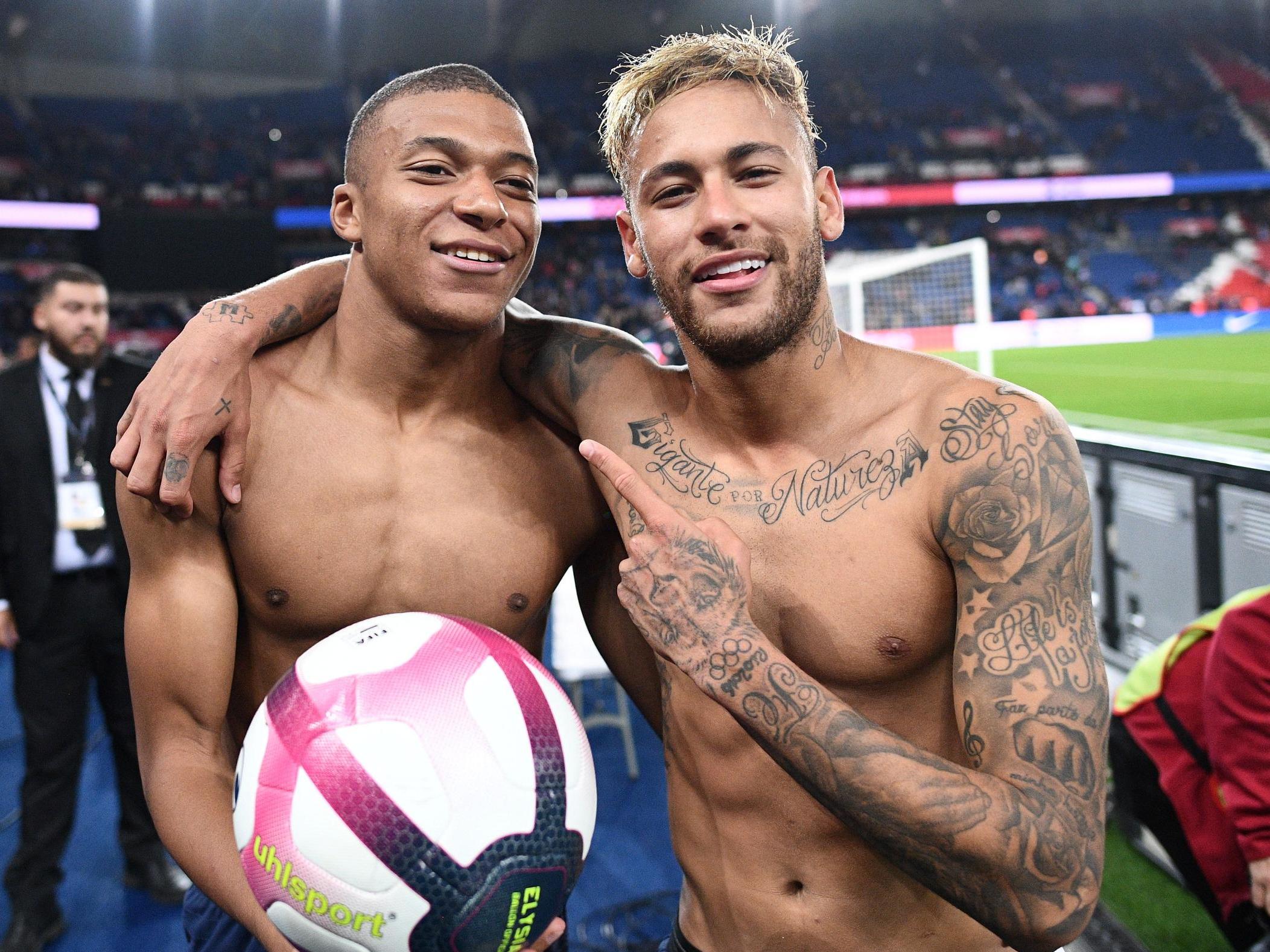 任骏飞接班人！广东男篮18岁小将王洪泽高效砍下15分8板3助攻（广东男篮18岁新星王洪泽高效砍下15分8板3助攻，被誉为任骏飞接班人）