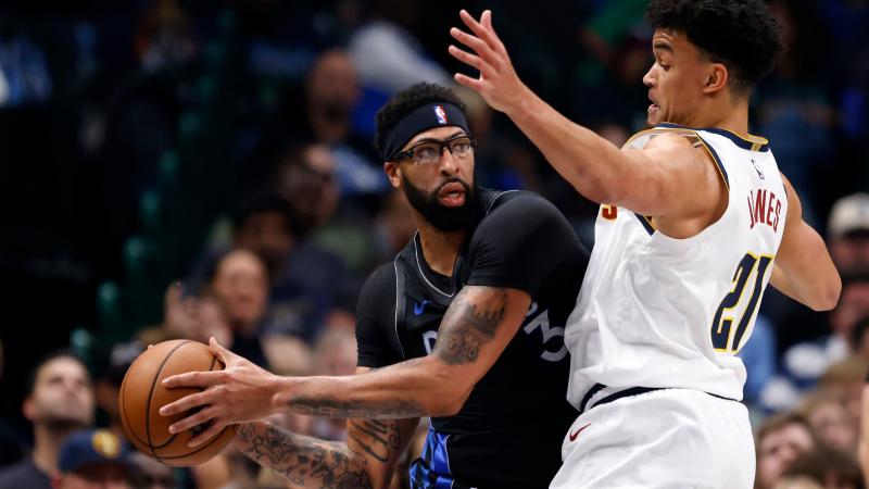 马卡：因负面争议，博阿滕在巴萨进行教练课程时遭球迷批评（马卡：争议缠身，博阿滕在巴萨教练课期间遭球迷指责）